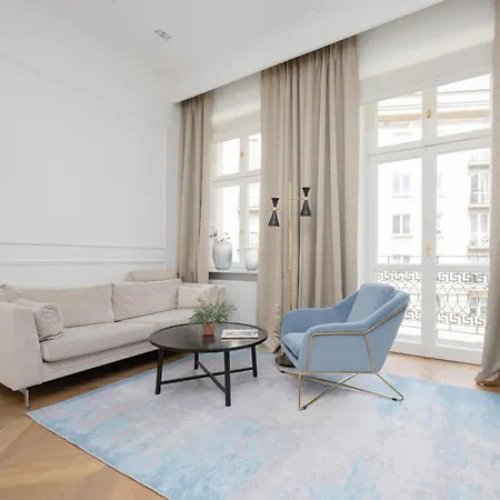 Centrum Warszawy Parking Elegancki Apartament Dla 2 Doroslych I 2 Dzieci By Renters Prestige