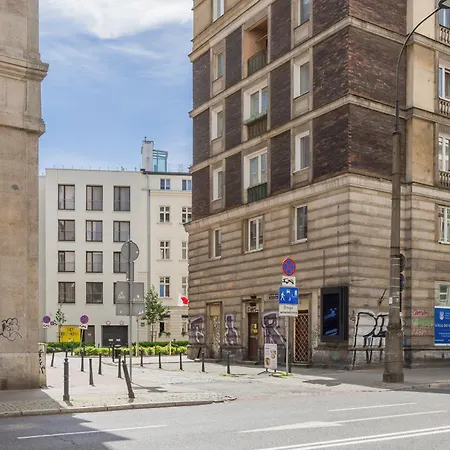 Centrum Warszawy Parking Elegancki Apartament Dla 2 Doroslych I 2 Dzieci By Renters Prestige
